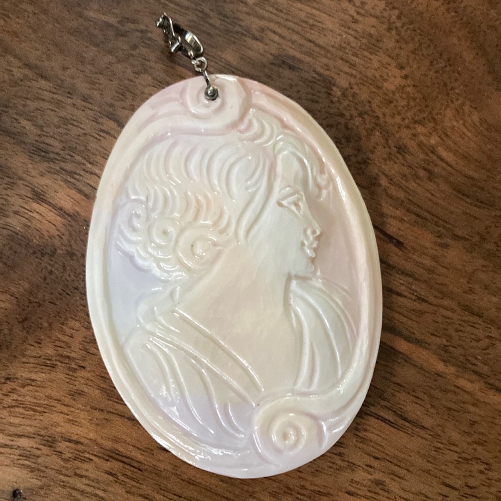 Vintage-Signed Carved Shell